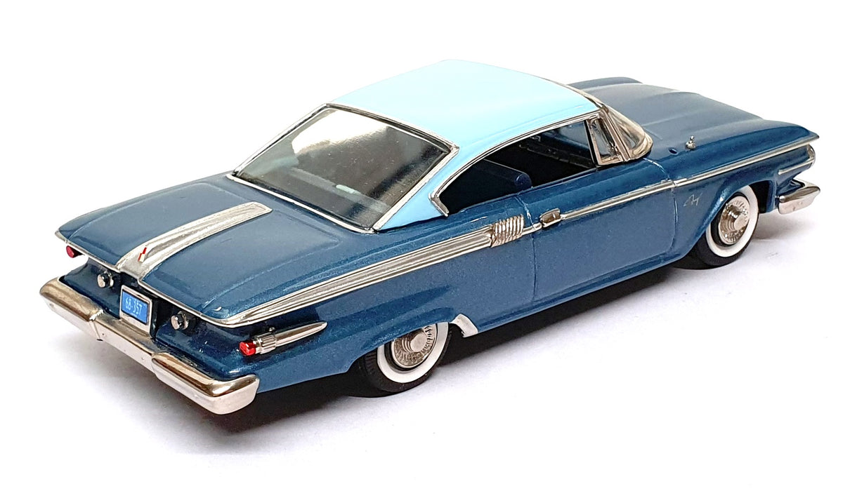 Highway Travellers 1/43 Scale HWT104 - 1961 Plymouth Fury 2Dr. Hardtop