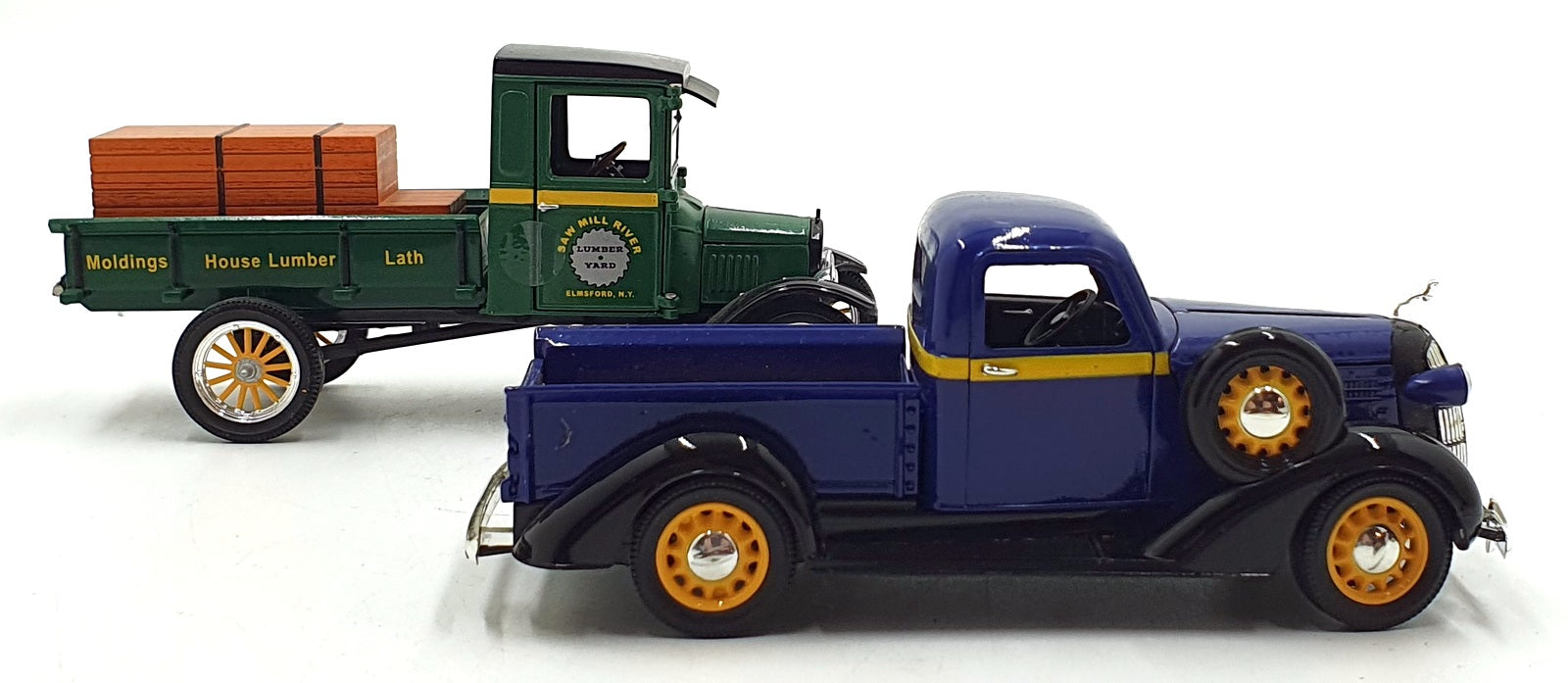 National Motor MM 1/32 Scale VTY6 - 1936 Dodge Pickup 1923 Ford Model TT Pickup