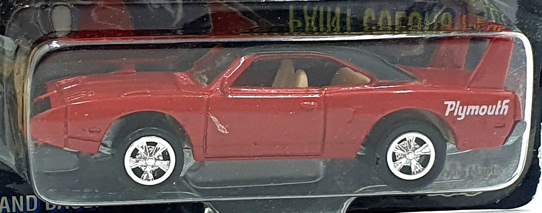Johnny Lightning 1/64 Scale 200-100 - Muscle Cars USA 1970 Plymouth Superbird