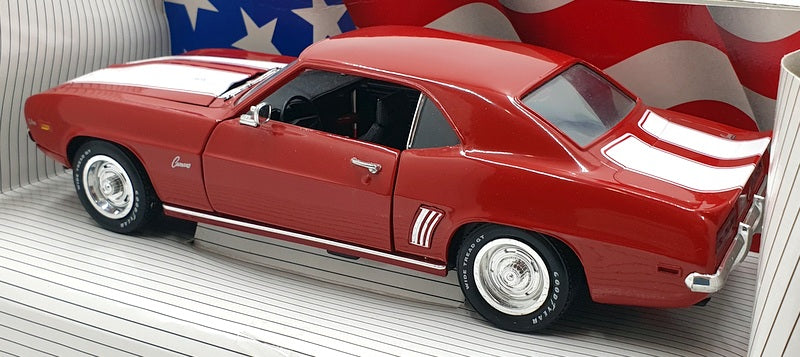 Ertl 1/18 Scale Diecast 7451 - 1969 Chevrolet Camaro Z/28 - Red/White