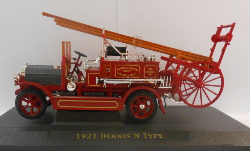 Signature 1/43 Scale Diecast Model SIG43008 1921 Dennis N Type - Red