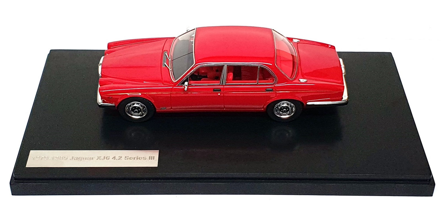 Matrix 1/43 Scale MX41001-281 - 1979-85 Jaguar XJ6 4.2 SIII - Damson Red