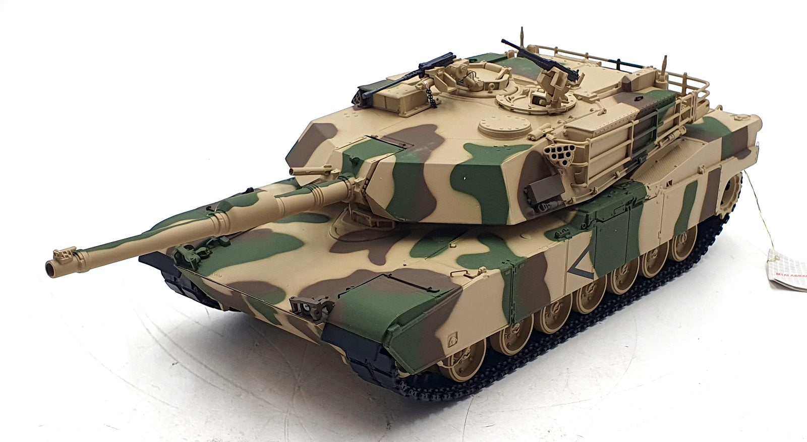 Franklin Mint 1/24 Scale Diecast B11B815 - The M1A1 Abrams Tank - Camo