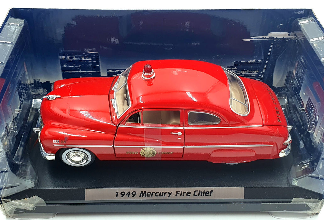 Motor Max 1/24 Scale Diecast 76400 - 1949 Mercury Fire Chief - Red