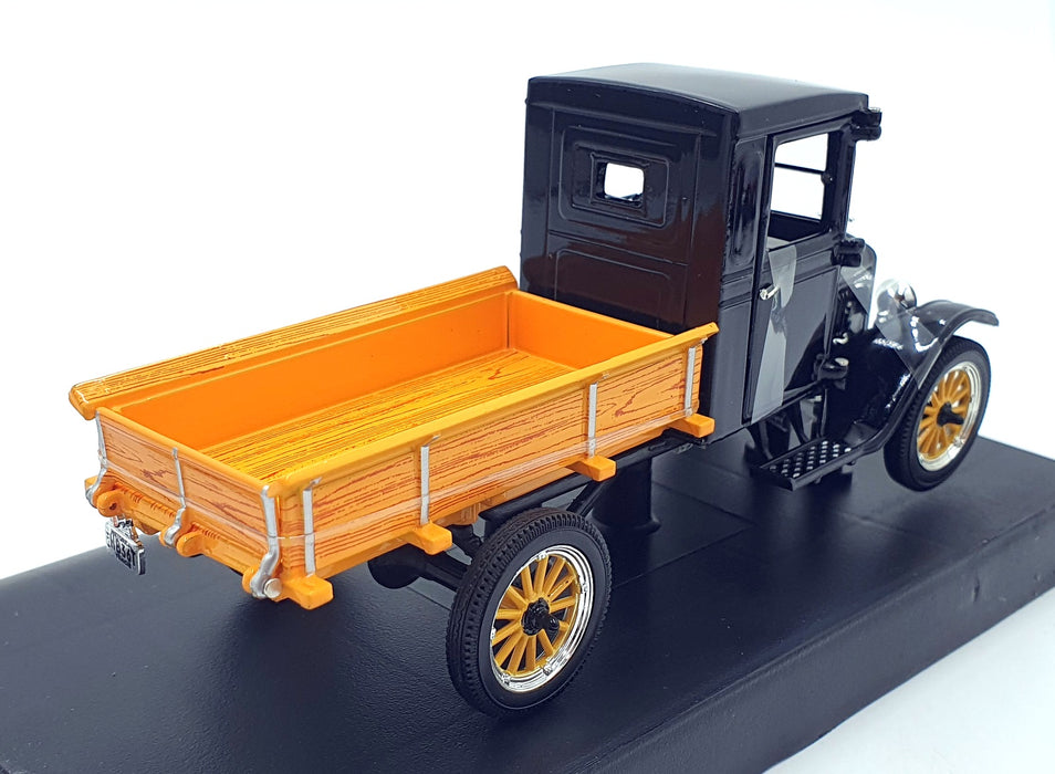 Signature Models 1/32 Scale 32309 - 1923 Ford Model TT Truck - Black/Yellow