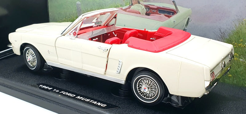 Motor Max 1/18 Scale 79833 - 007 Goldfinger '64 1/2 Ford Mustang - White