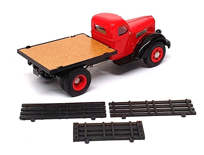 U.S. Model Mint 1/43 Scale US-28 1947 International KB-12 Stake Truck Red/Black