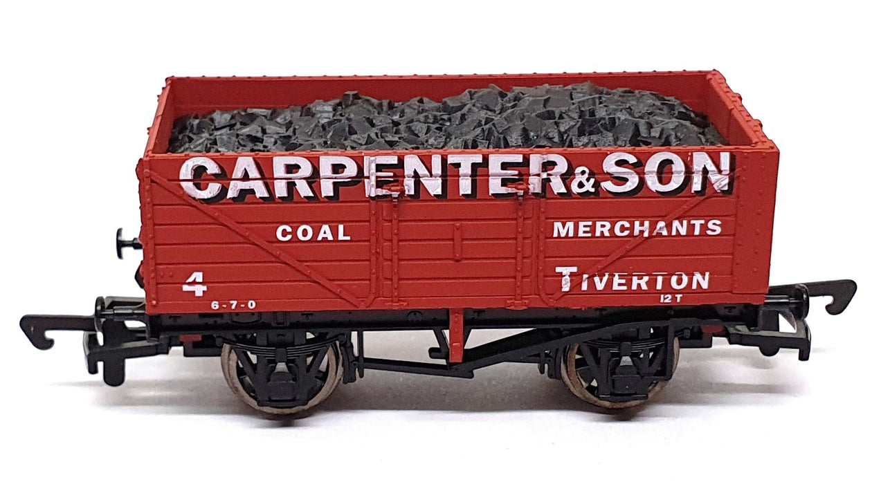 Dapol OO Gauge B550 - 7 Plank Coal Wagon Carpenter & Son - Redish Brown