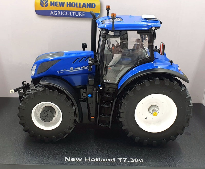 Universal Hobbies 1/32 Scale UH6604 - New Holland T7.300 - Blue