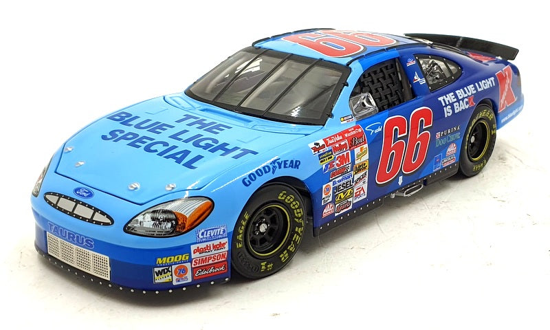 Action 1/24 Scale 101552 - Ford Taurus 2001 NASCAR #66 Blue Light - Bodine