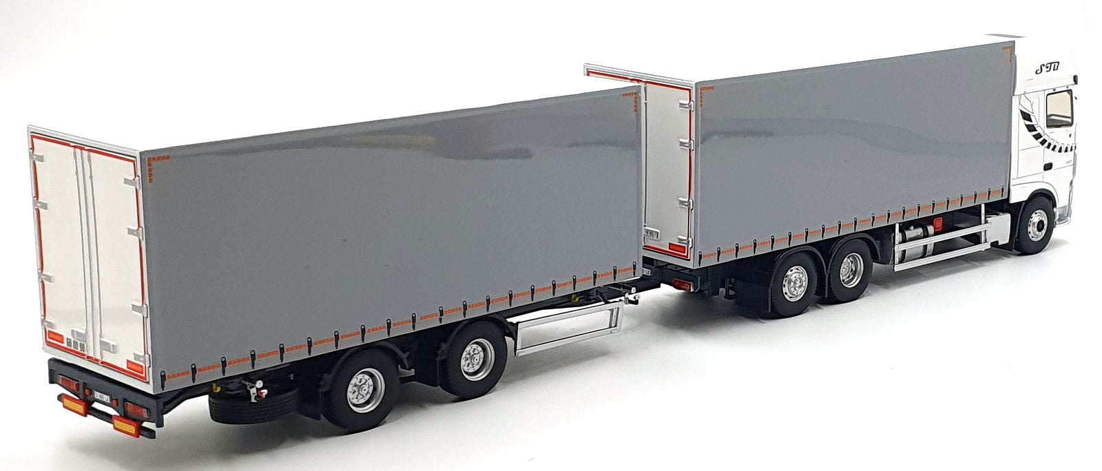 Eligor 1/43 Scale 116404 - 2017 DAF XF Camion Remorque Transporter STB