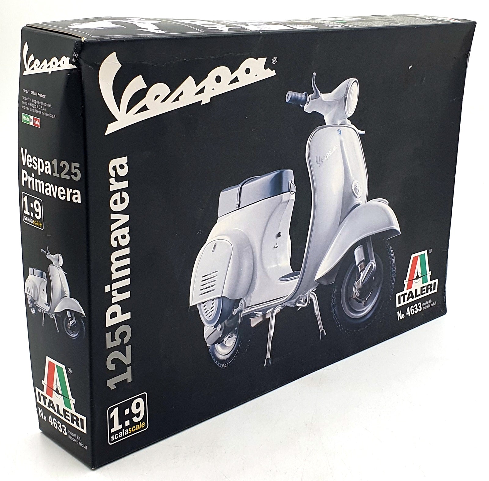 Italeri 1/9 Scale Unbuilt Kit 4633 - Vespa 125 Primavera