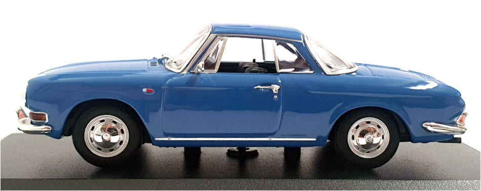 Maxichamps 1/43 Scale 940 050221 - 1966 Volkswagen Karmann Ghia 1600 - Blue