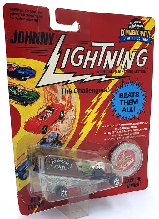 Johnny Lightning 1/64 Scale 100-130 - The Challengers Movin' Van - Maroon