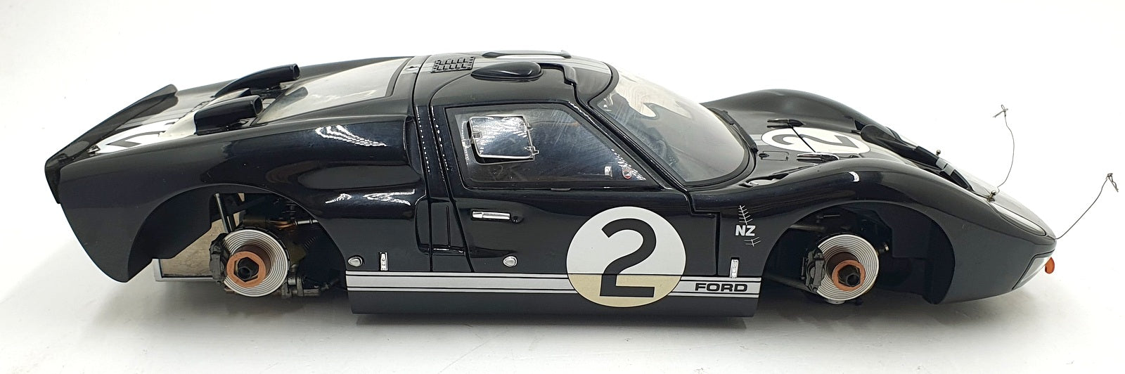 GMP 1/12 Scale 12071 - Ford GT40 Mark II McLaren/Amon #2 Le Mans