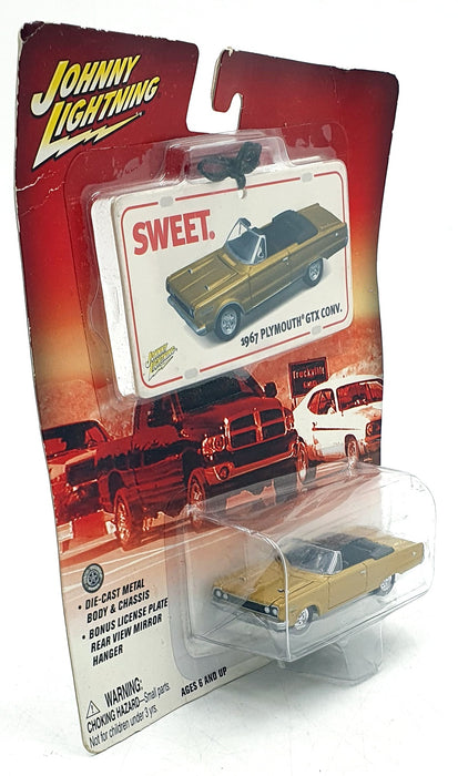 Johnny Lighting 1/64 Scale 994-01 - 1967 Plymouth GTX Convertible - Gold