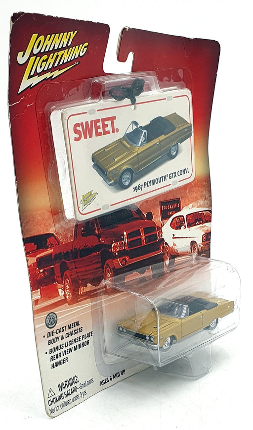 Johnny Lighting 1/64 Scale 994-01 - 1967 Plymouth GTX Convertible - Gold