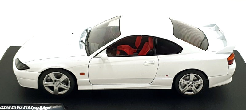 Solido 1/18 Scale S1812201 - 1999 Nissan Silvia S15 Spec R Aero - Aero White