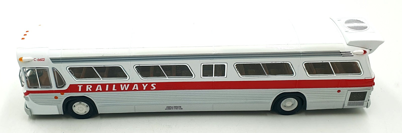 Corgi 1/50 Scale Diecast 54303 - Trailways GM 5302 Coach - White/Silver