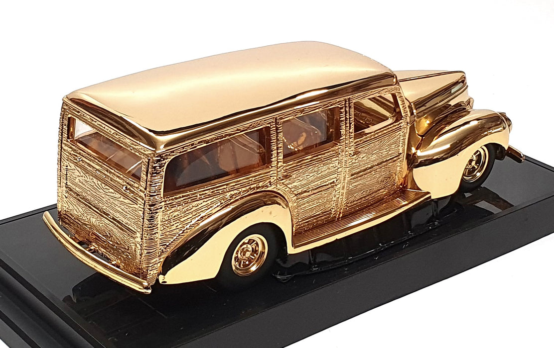 Racing Champions 1/24 Scale 07924 - 1940 Ford Woody Hot Rod - 24k Gold Plated