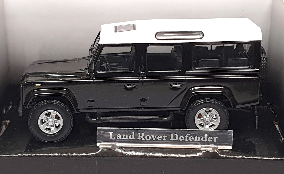 Cararama 1/43 Scale 230D - Land Rover Defender - Black/White