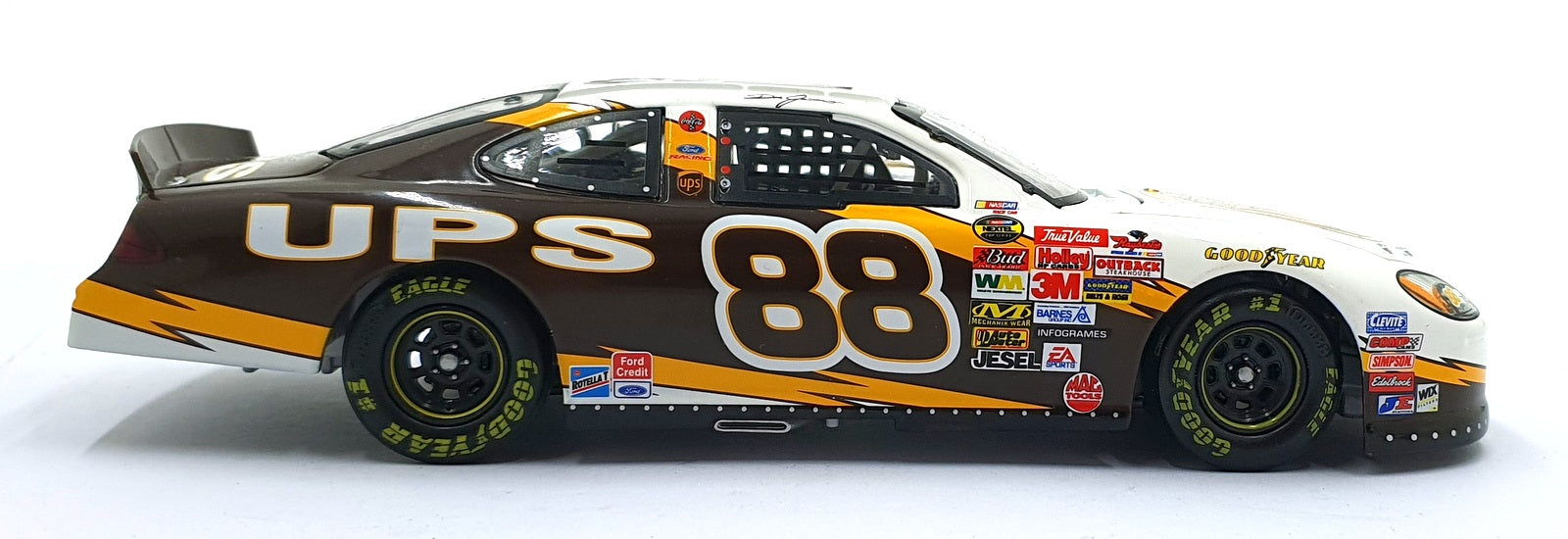 Action 1/24 Scale Diecast 106120 - 2004 Ford Taurus #88 UPS - Jarrett