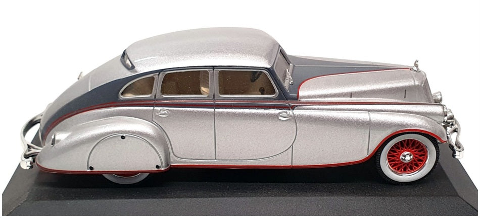 Altaya 1/43 Scale AT201023 - 1933 Pierce Arrow Silver Arrow - Silver