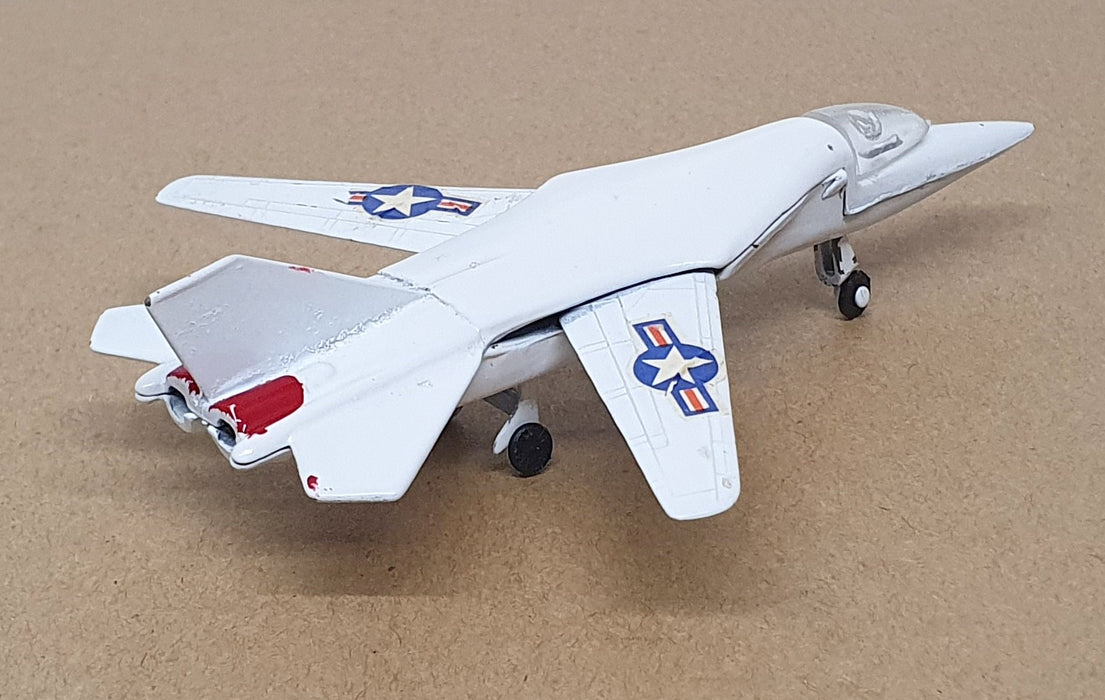 Aviones Diecast 110 - General Dynamics F 111 Swing Wing Fighter Jet - White