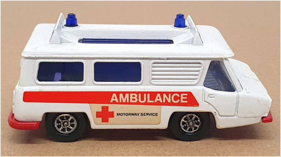 Corgi Appx 9.5cm Long Original Diecast 700 - Hi-Speed Ambulance - White