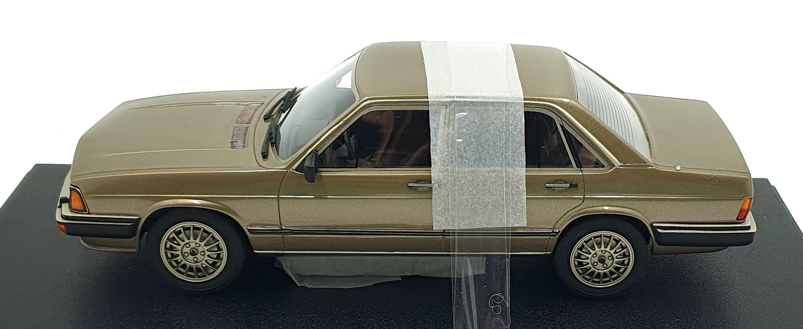 Cult 1/18 Scale Resin CML146-3 - 1980-82 Audi 200 5T Type 43 - Gobi Metallic