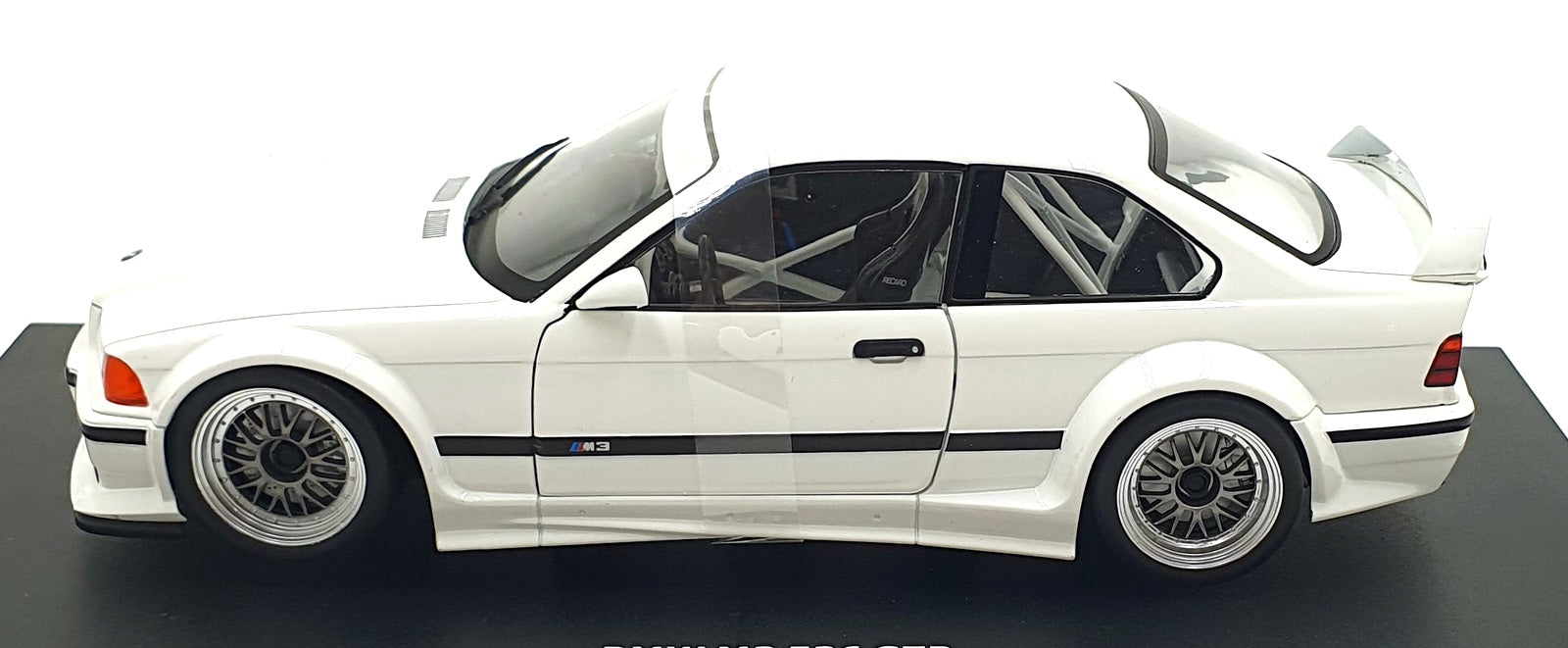Werk83 1/18 Scale Diecast W18051001 - BMW M3 E36 GTR - White