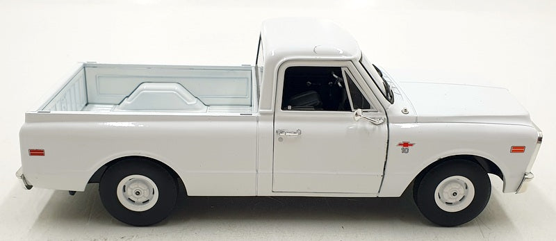 Greenlight 1/24 Scale Diecast 84192 - 1968 Chevrolet C-10 Starsky & Hutch