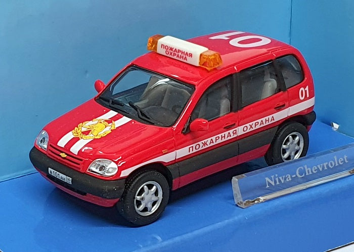 Cararama 1/43 Scale CARA21 - Niva Chevrolet Russian Fire Vehicle - Red