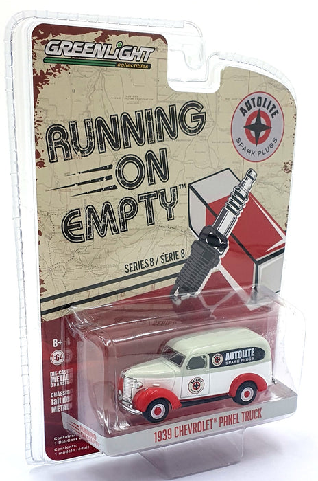 Greenlight 1/64 Scale 41080-A - 1939 Chevrolet Panel Truck - White/Red