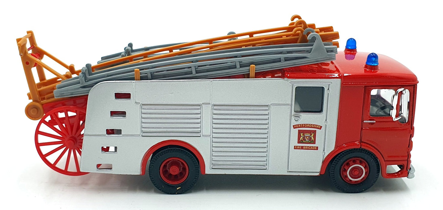 Corgi 1/50 Scale Diecast Fire Engine 97357 - AEC Pumper - Hertfordshire