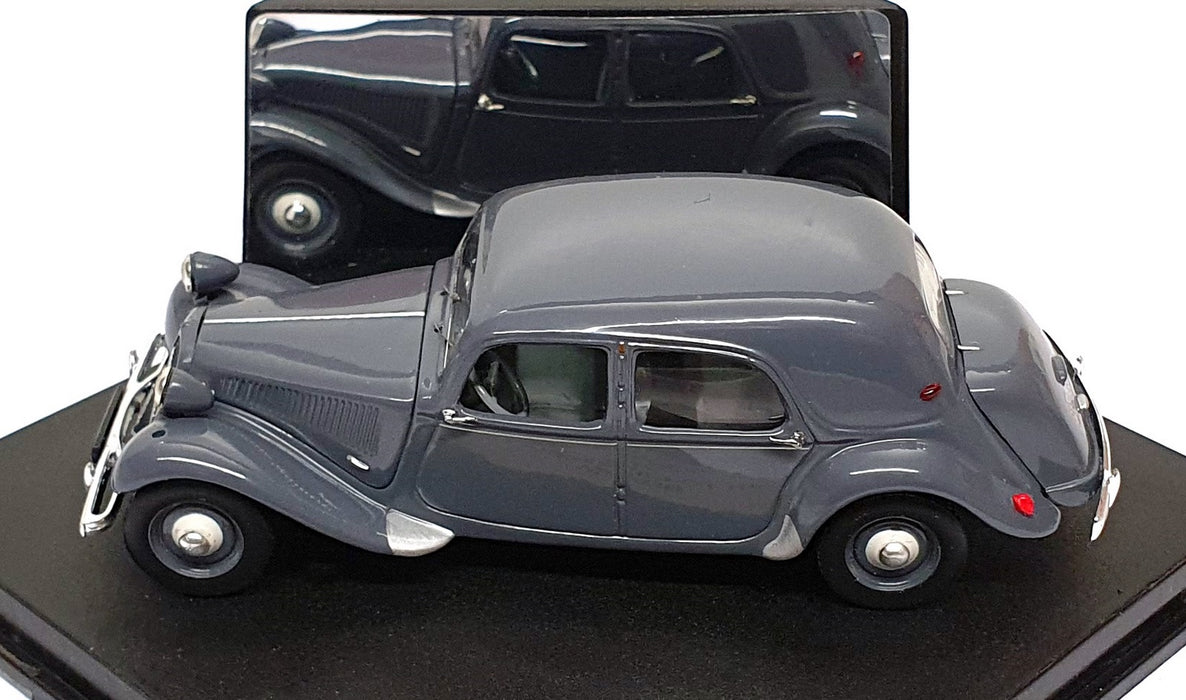 Vitesse 1/43 Scale Diecast V98099 - 1957 Citroen Traction 11B - Grey