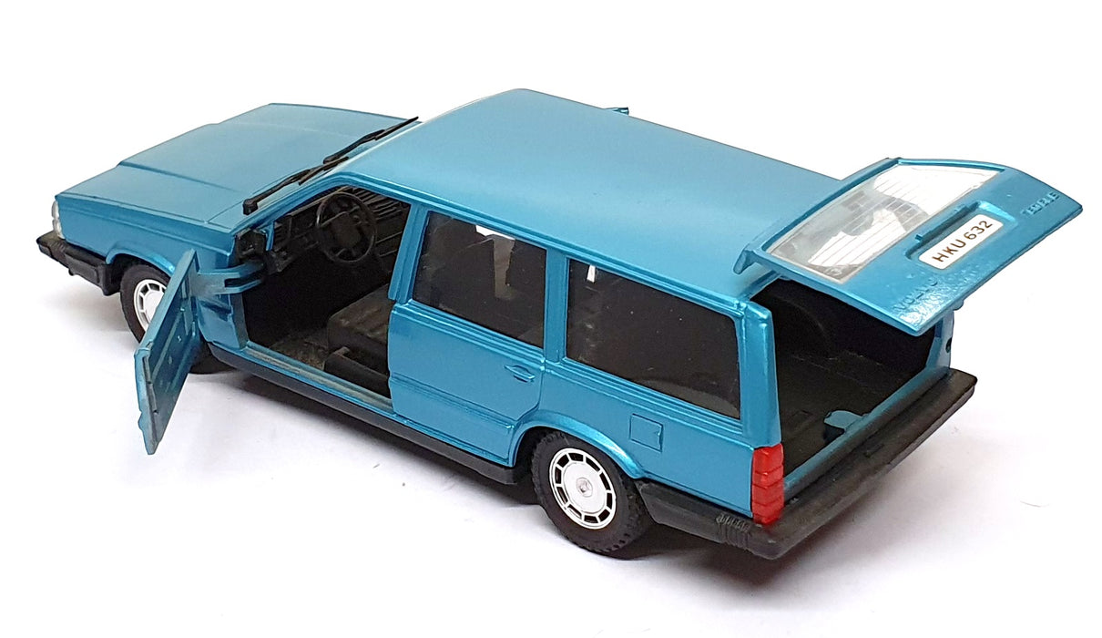 Polistil 1/25 Scale Diecast 150326J - Volvo 760 GLE Estate - Met. Blue