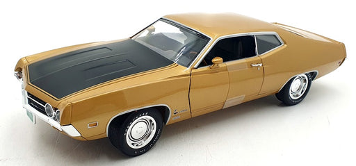 Auto World 1/18 Scale Diecast AMM1039/06 - 1970 Ford Torino Cobra Gold