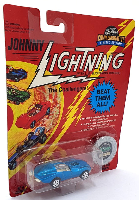 Johnny Lightning 1/64 Scale 100-162 - The Challengers Custom Mako Shark - Blue