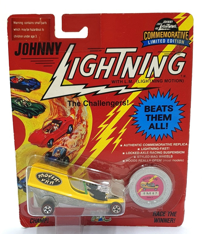 Johnny Lightning 1/64 Scale 00106 - The Challengers Movin' Van - Yellow