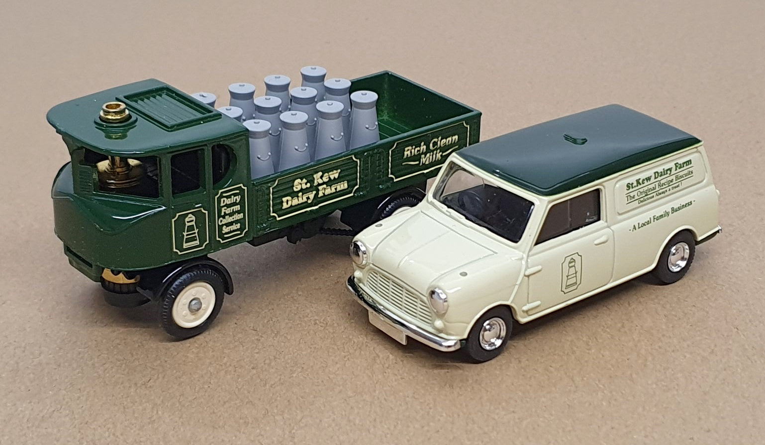 Lledo 1/43 Scale 20020 - Mini & Sentinal 2 Piece Set St. Kew Dairy Farm