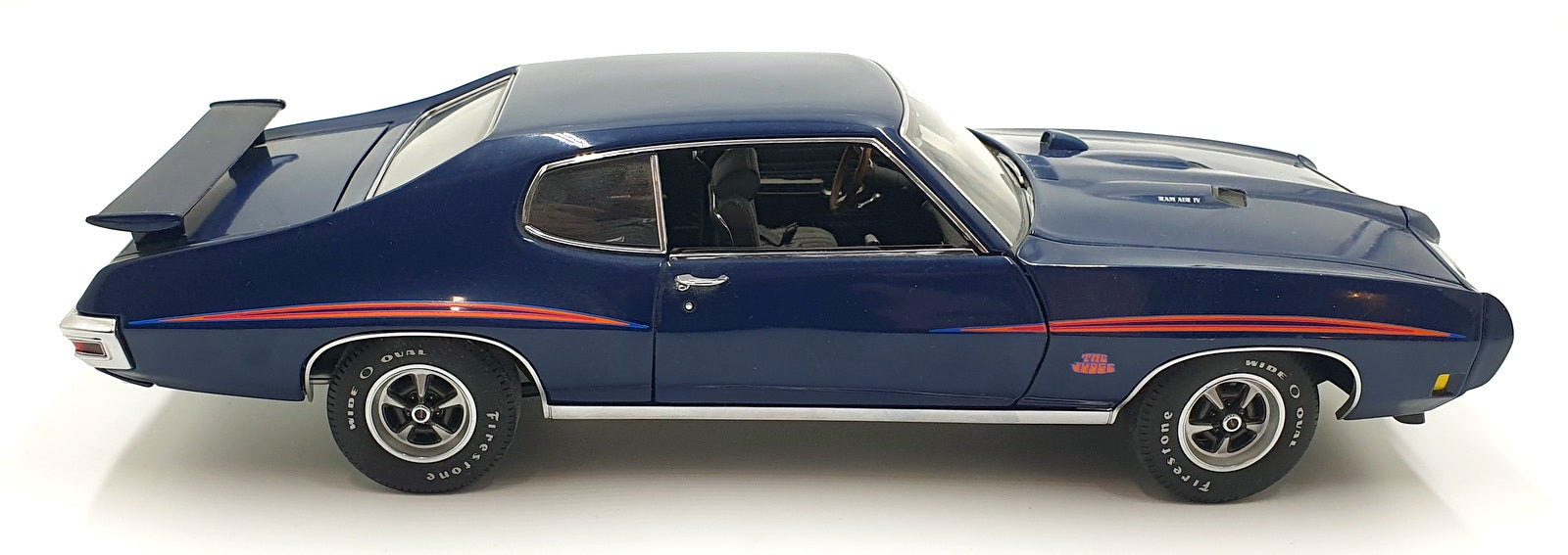 GMP 1/18 Scale Diecast DC14126B - 1970 Pontiac GTO The Judge - Dark Blue