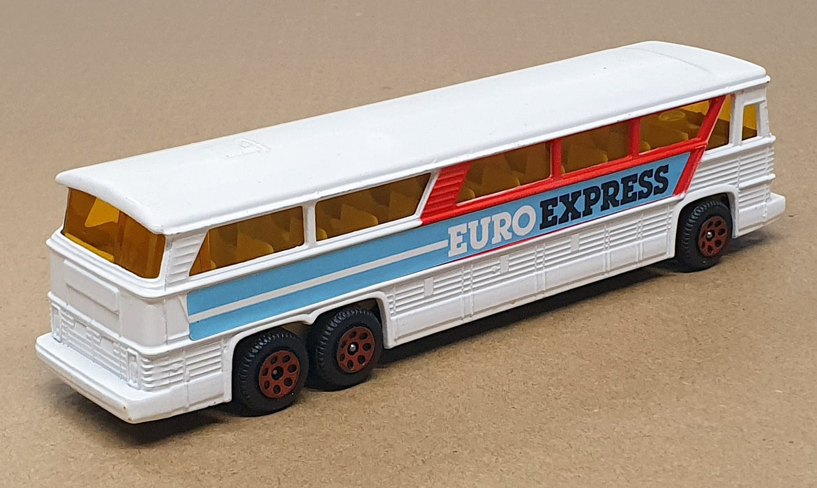Corgi 17cm Long Diecast 1168 - Greyhound Euro Express Coach - White