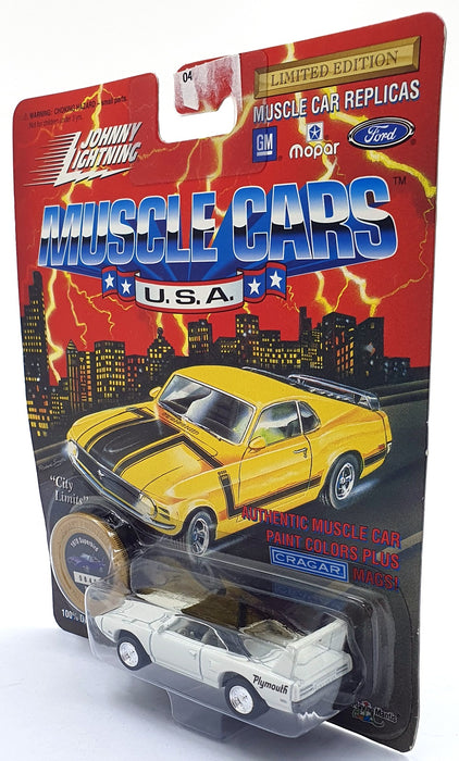 Johnny Lightning 1/64 Scale 200-190 - Muscle Cars USA 1970 Plymouth Superbird