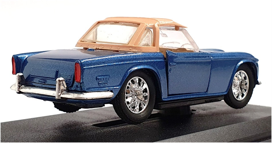 Eligor 1/43 Scale Diecast 1134 - 1968 Triumph TR5 Avec Capote - Met Blue