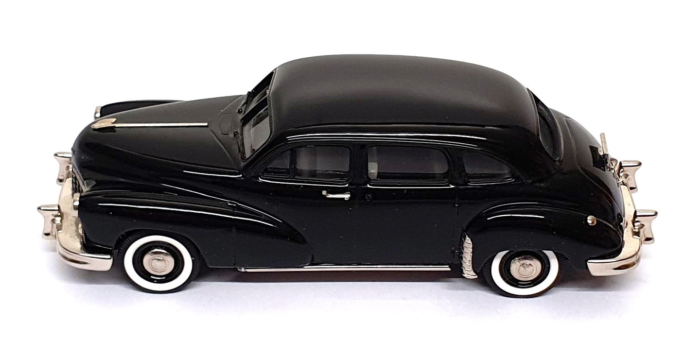 Brooklin Models 1/43 Scale BRK89 - 1949 Checker Limousine - Black