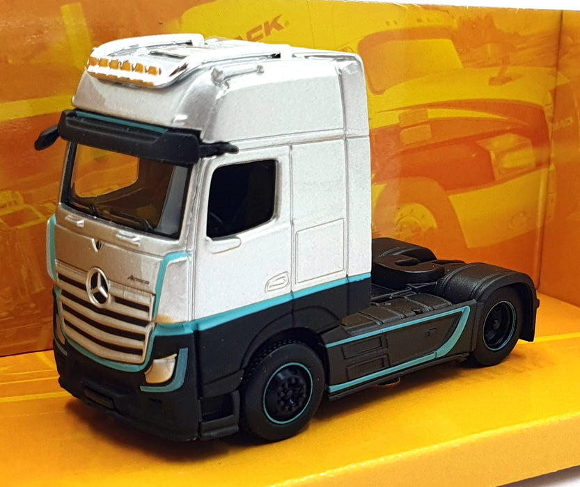 Maisto 1/64 Scale Diecast 12389 - 1851 Mercedes-Benz Actros - Silver