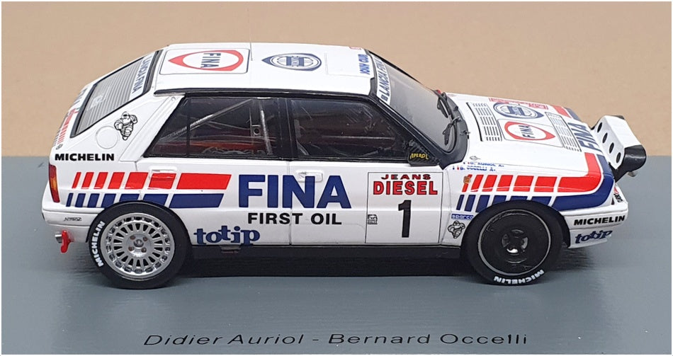 Spark 1/43 Scale S9008 - Lancia Delta HF Integrale 16v #1 Winner Sanremo 1991