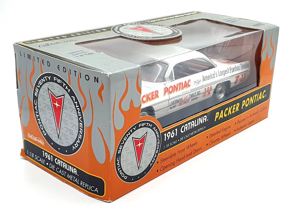 ERTL 1/18 Scale Diecast 29417P - 1961 Catalina Packer Pontiac  - White