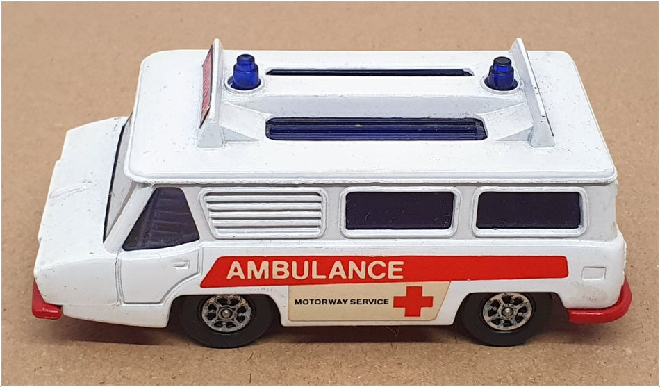 Corgi Appx 9.5cm Long Original Diecast 700 - Hi-Speed Ambulance - White